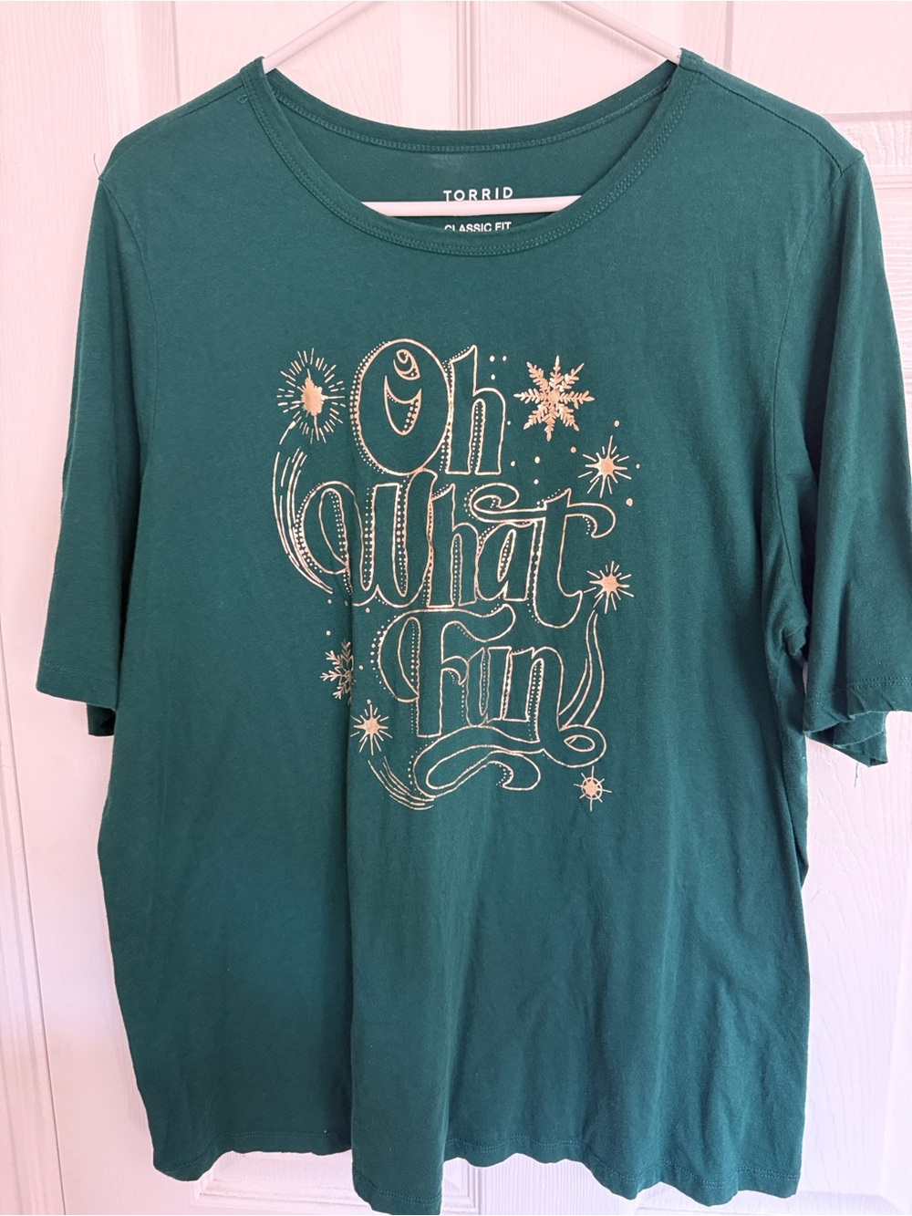 Torrid size 2 Green 'Oh What Fun' Graphic Tee
